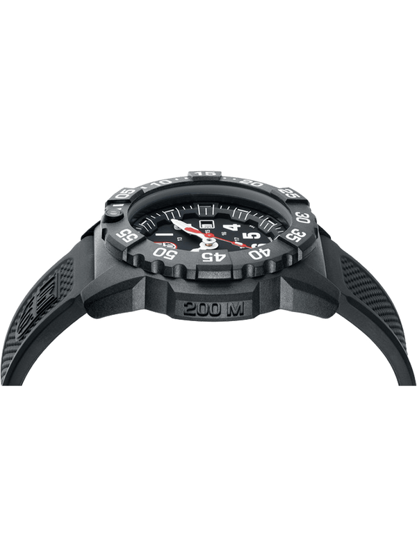 Luminox hot sale white watch