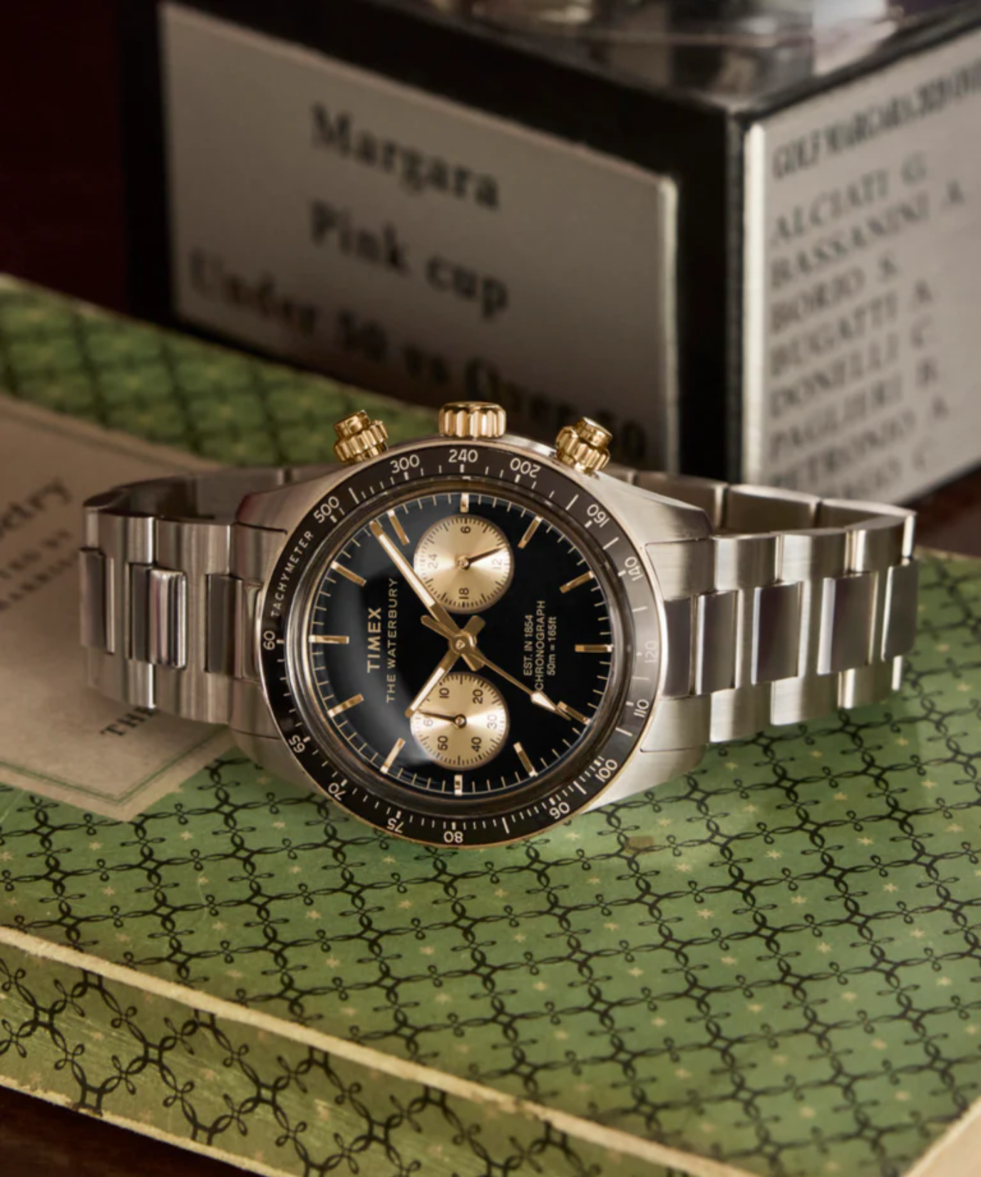 Timex - waterbury Dive Style Chronograph 2V42400