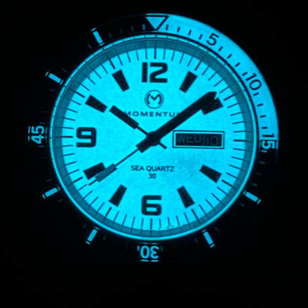 Momentum Sea Quartz 30 - Cadran blanc « Orca »