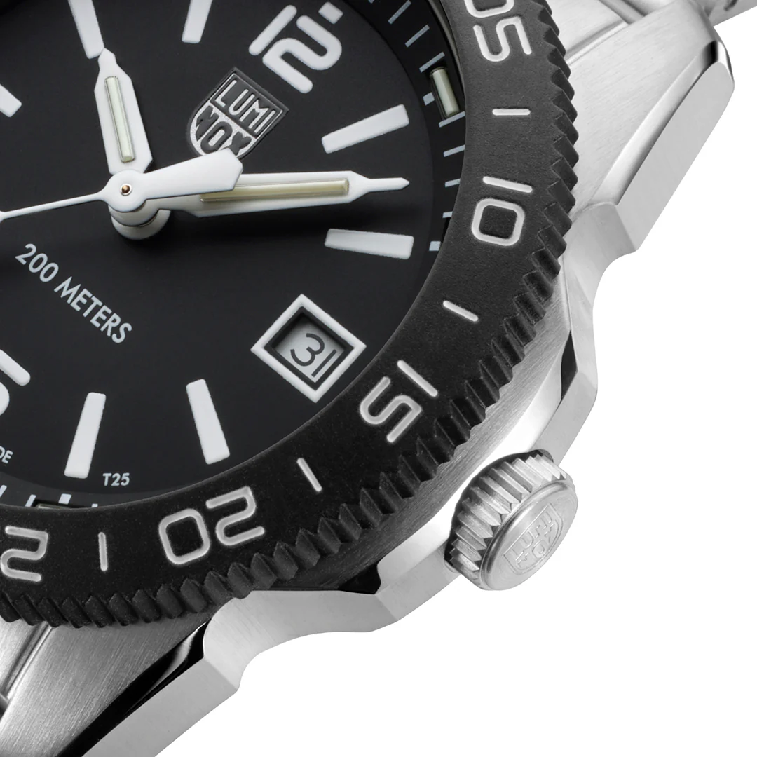Luminox - Pacific Diver - Black Dial