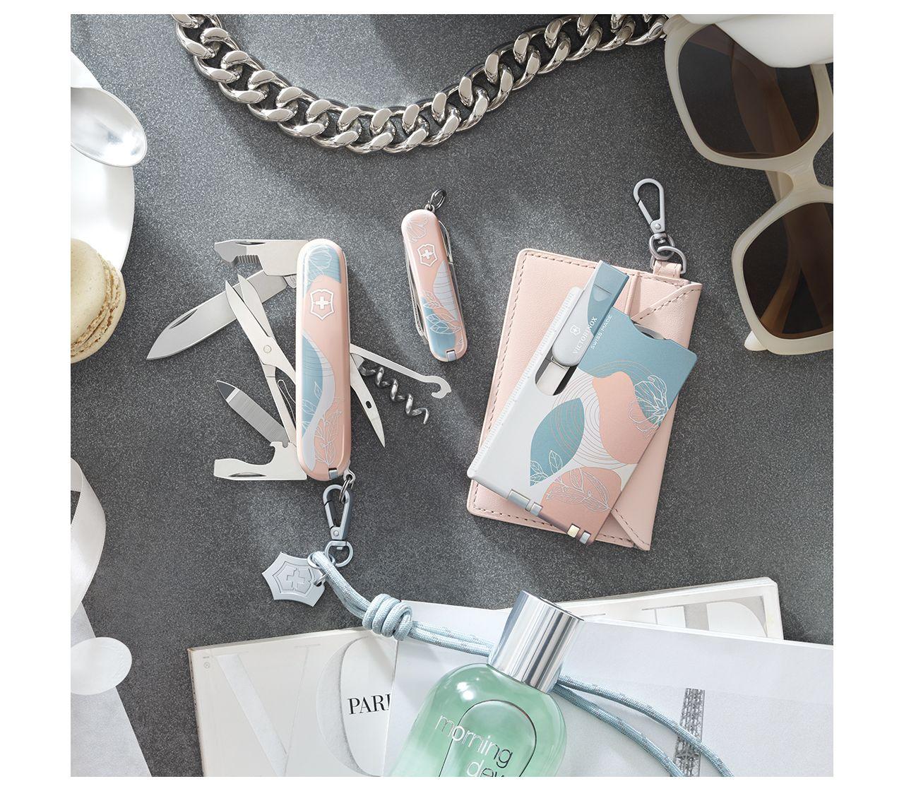 Victorinox - Small Swiss Army Knife 0.6223.94-X2