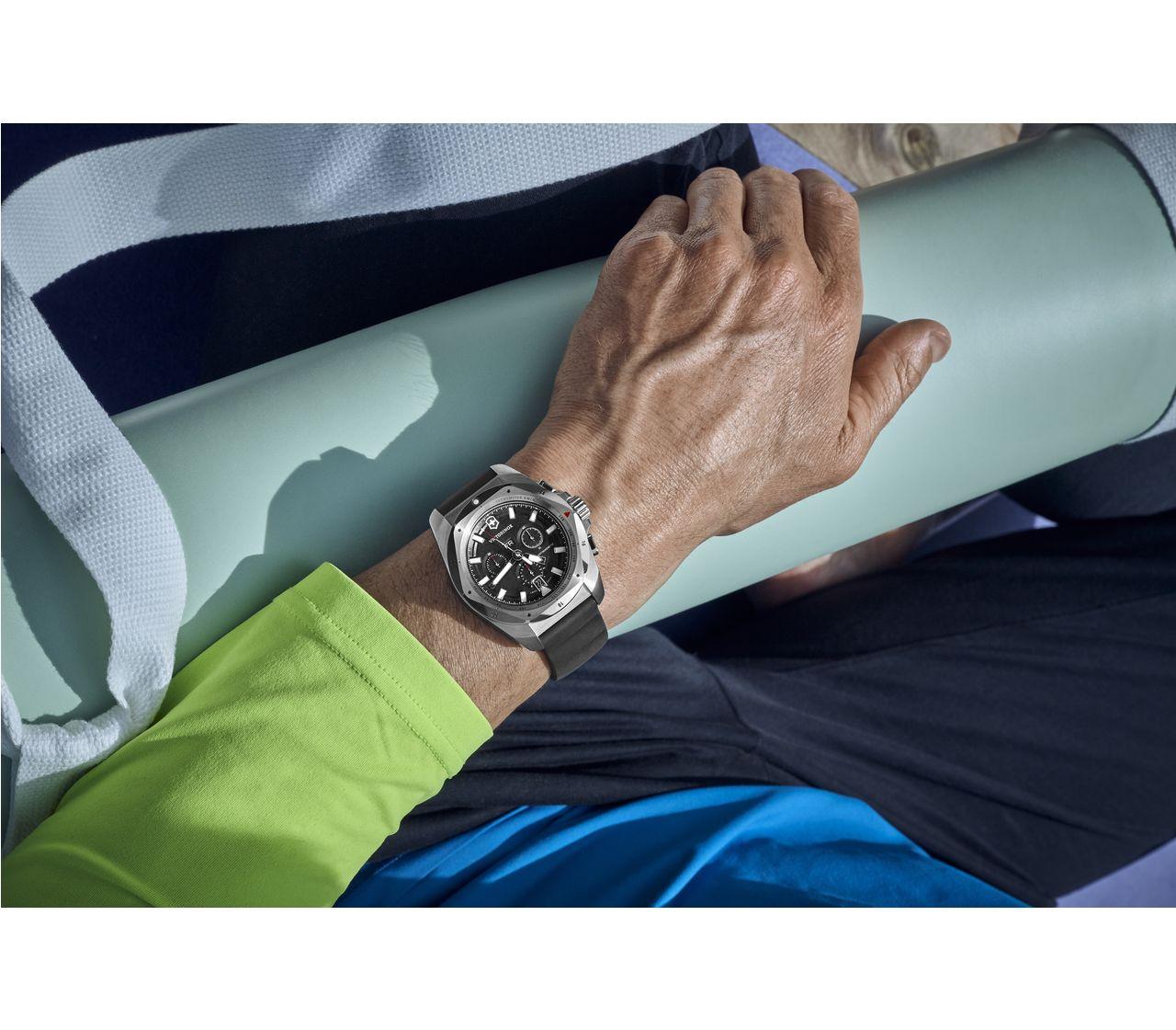 Victorinox I.N.O.X. Chrono in Black 241985