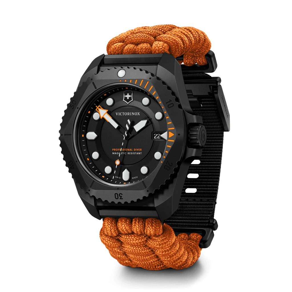 Victorinox Watch - Dive Pro Quartz Titanium - Orange