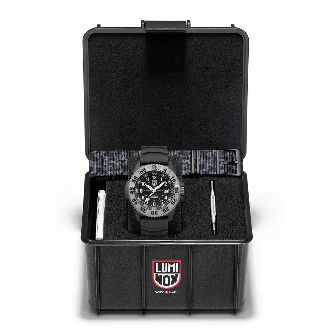 Luminox Navy Seal Watch - 3350 MIL-SPEC Series - 3351.1.SET