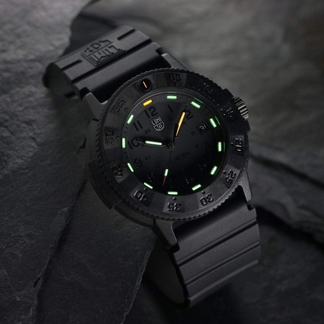 Luminox - 3000 EVO Series - Black Out