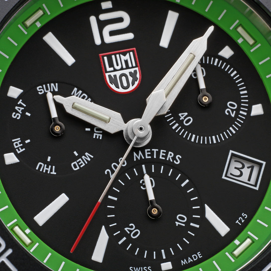 Luminox - Pacific Diver Chrono - Vert