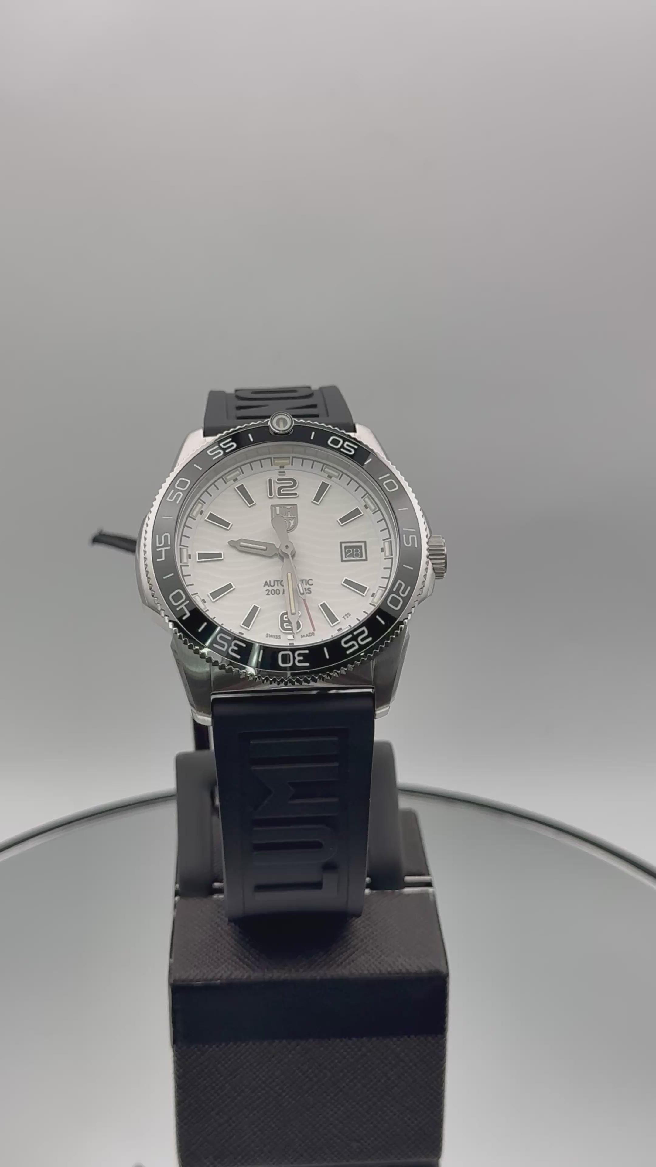 Luminox - Pacific Diver Automatic - Heritage Edition