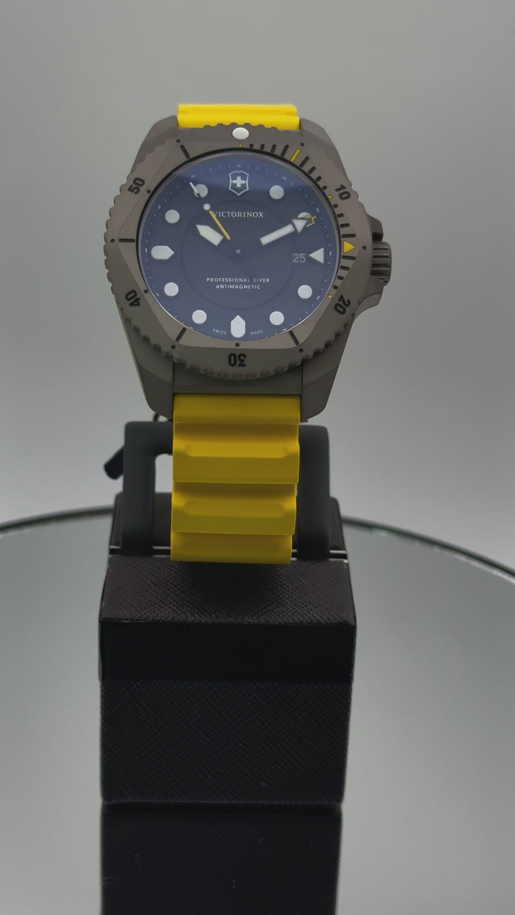 Victorinox Watch - Dive Pro Titanium - Yellow
