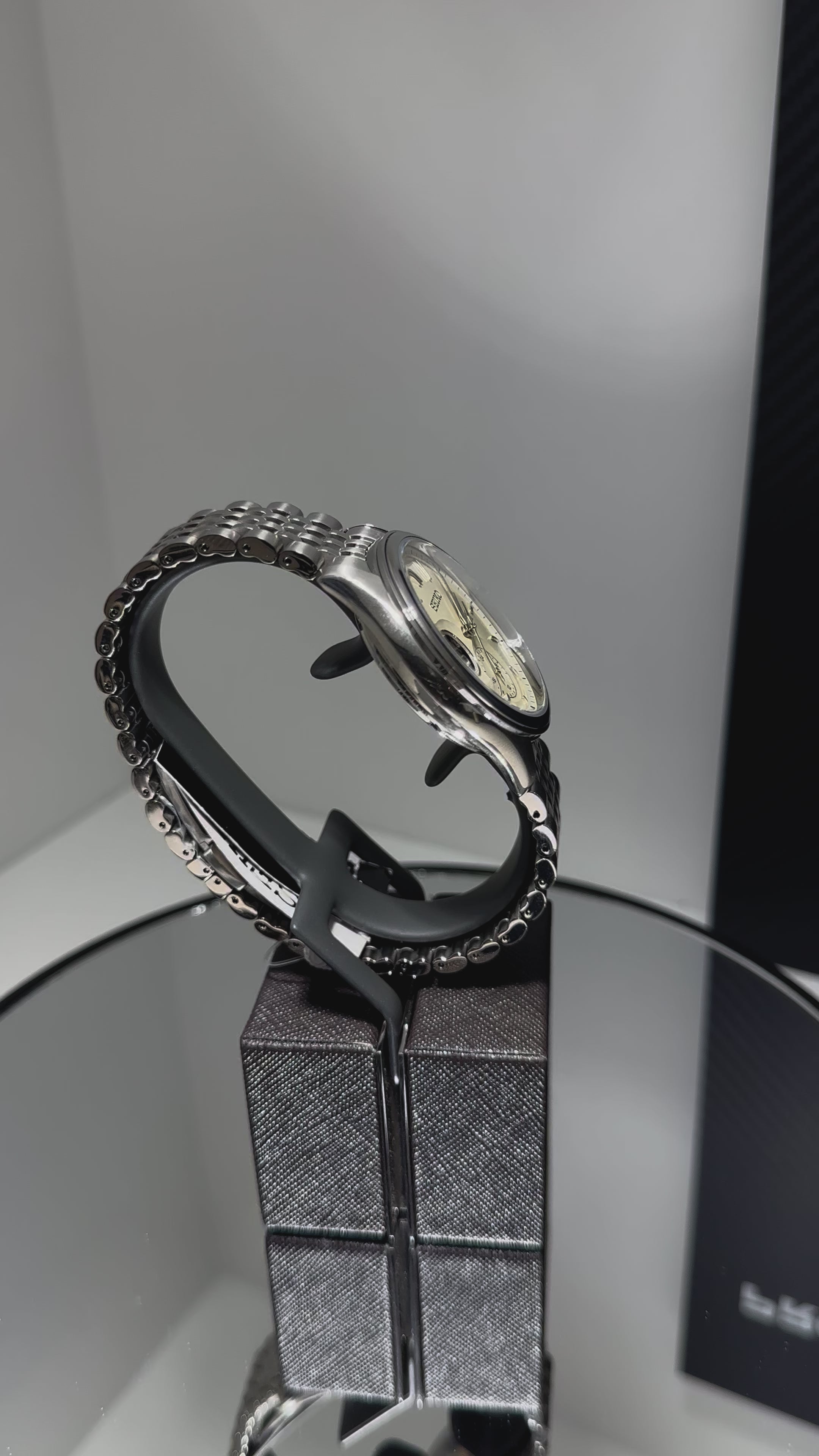 Seiko Presage - Classic Series - 'Shiro-iro' Open heart