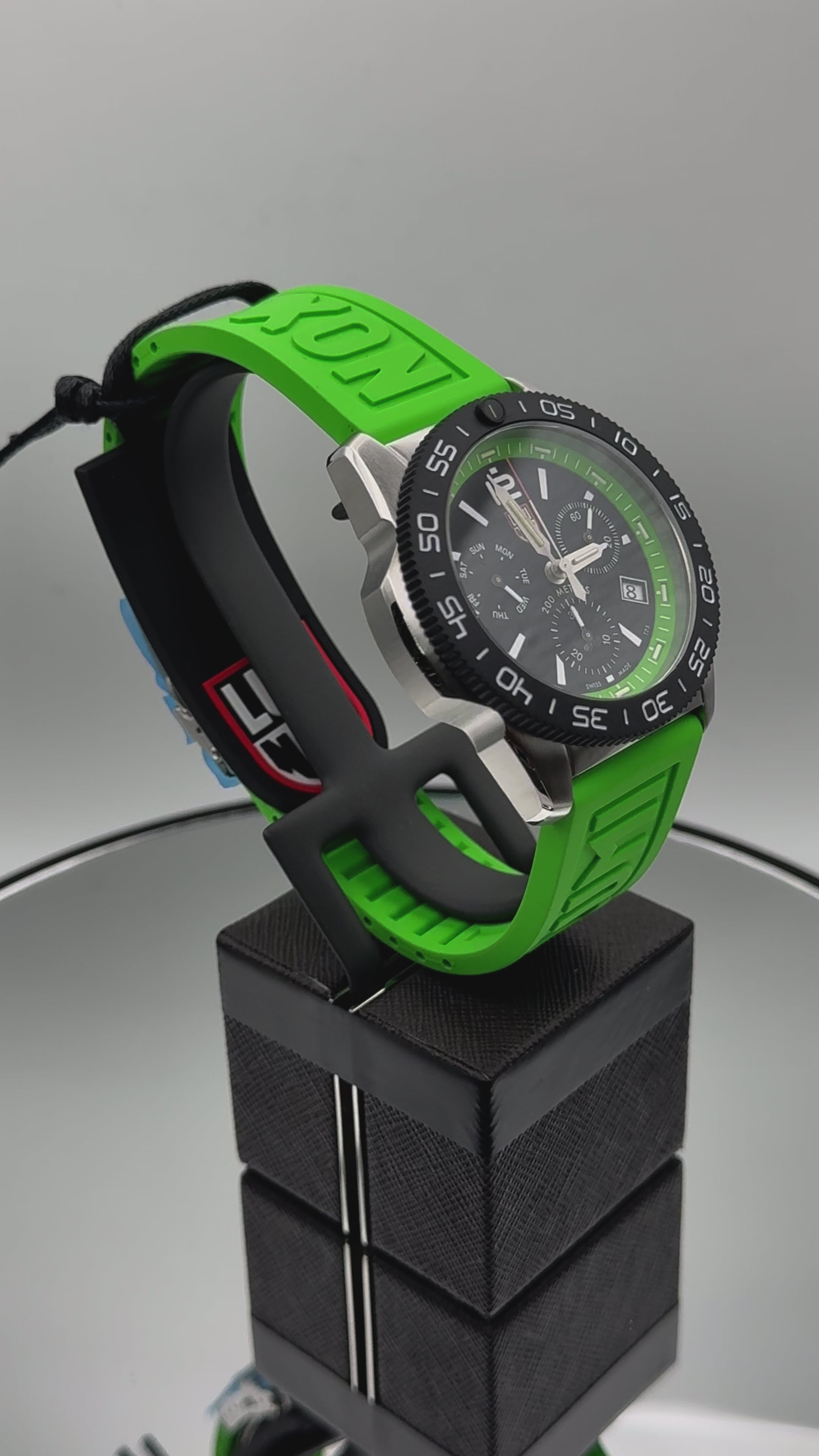 Luminox - Pacific Diver Chrono - Green