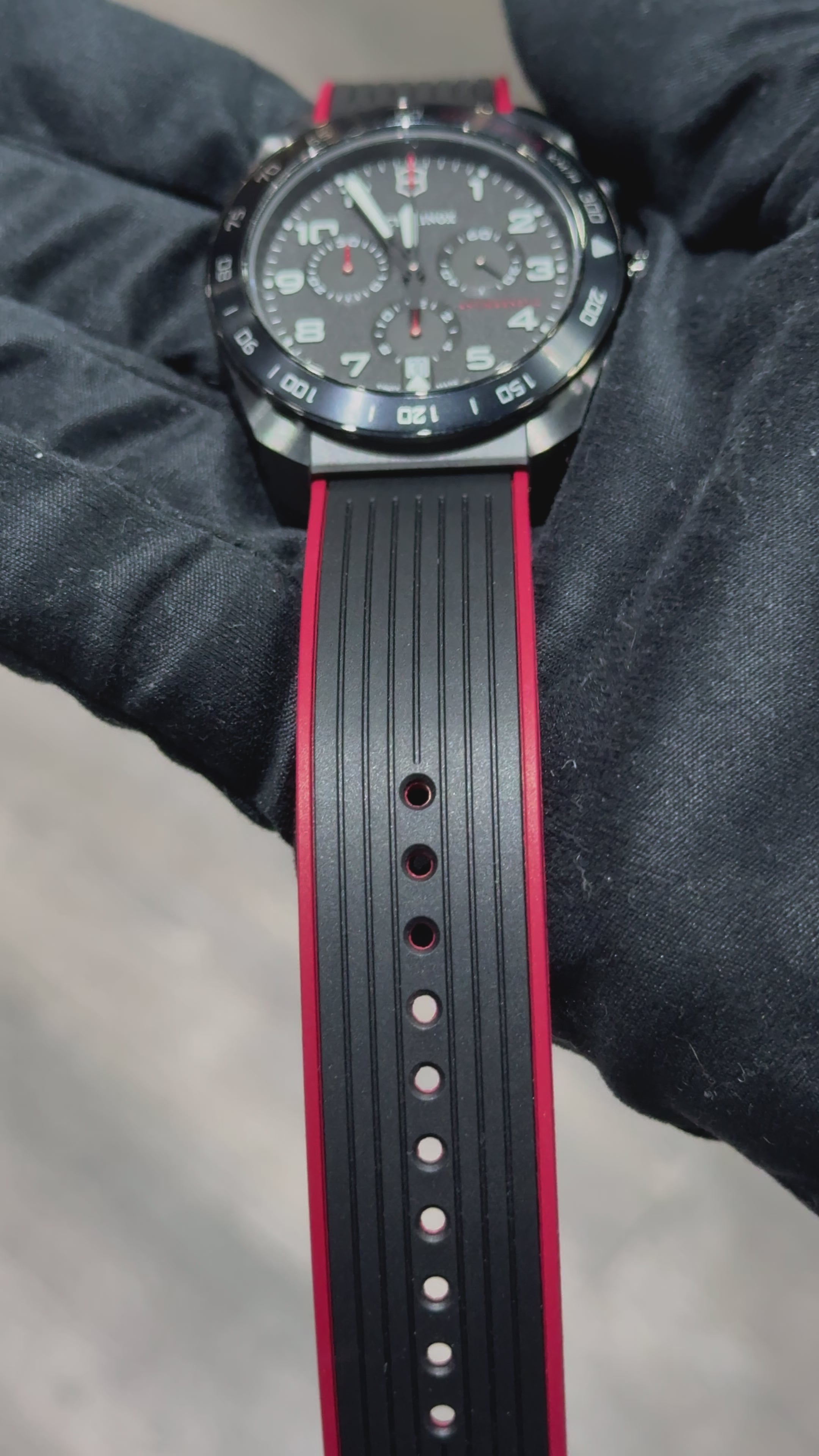 Montre Victorinox - Chronographe Swiss Army Heritage