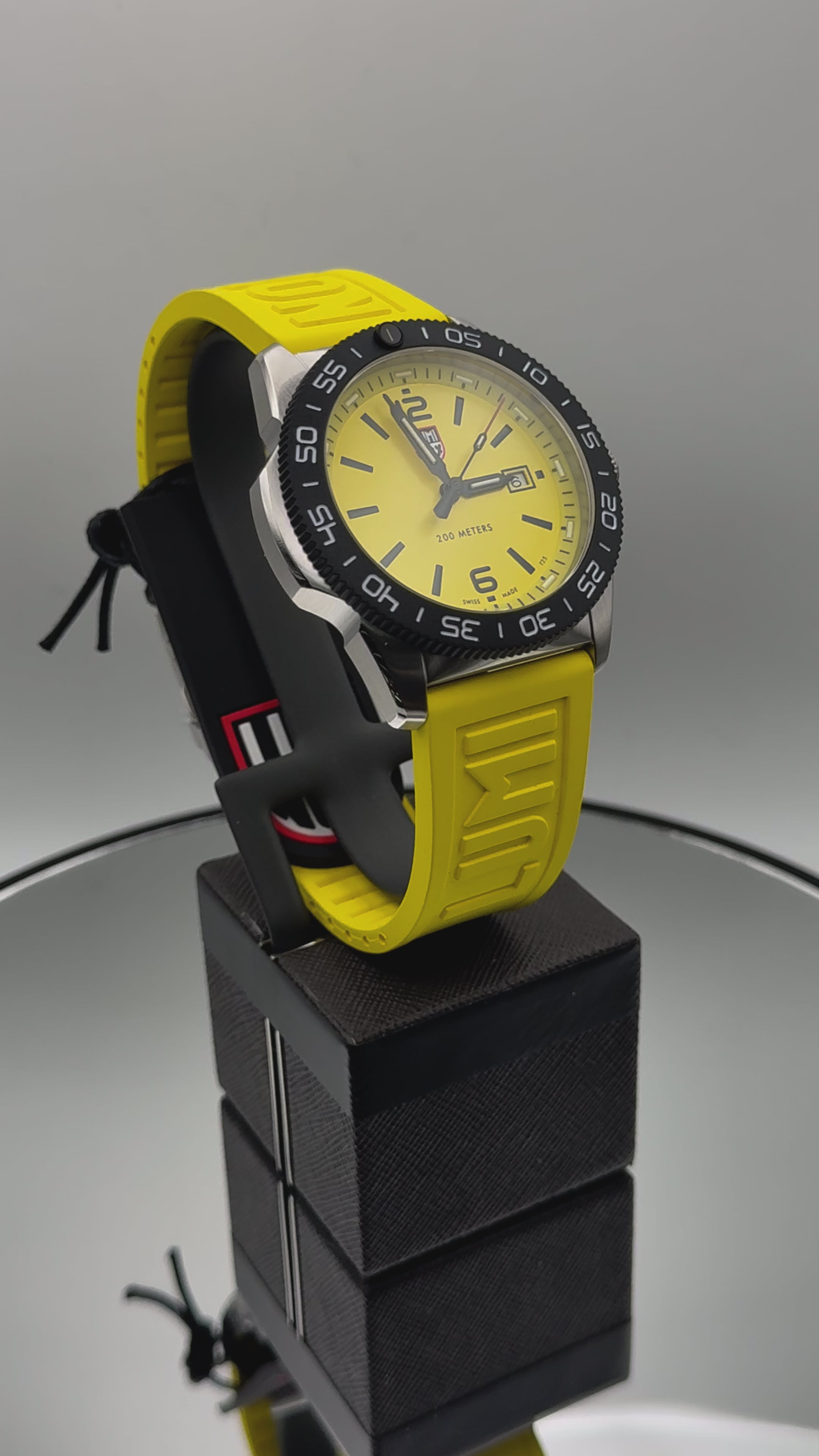 Luminox - Pacific Diver - Yellow 3125