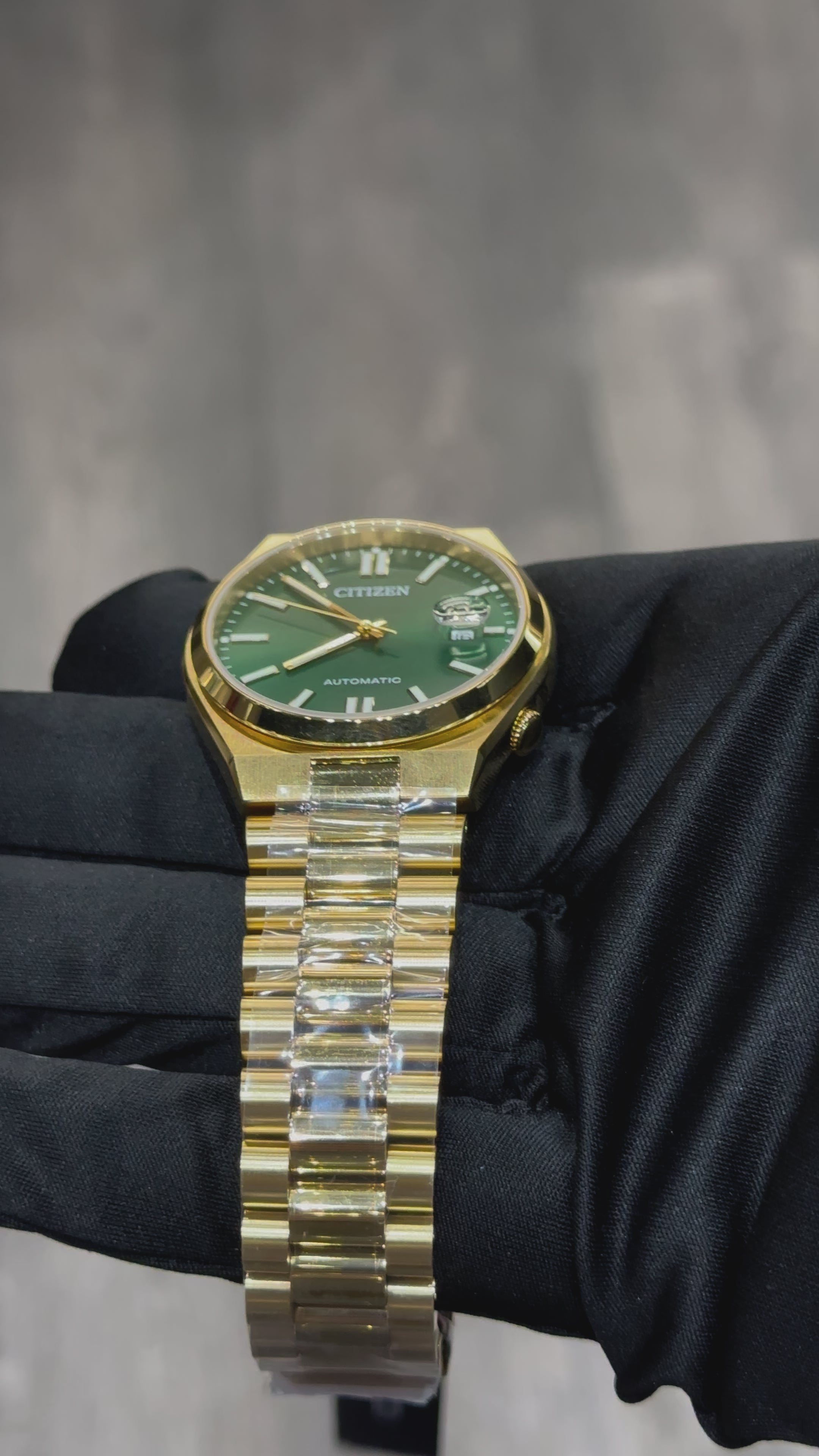 Citizen Automatic - 'TSUYOSA' - Or avec rayon de soleil vert 