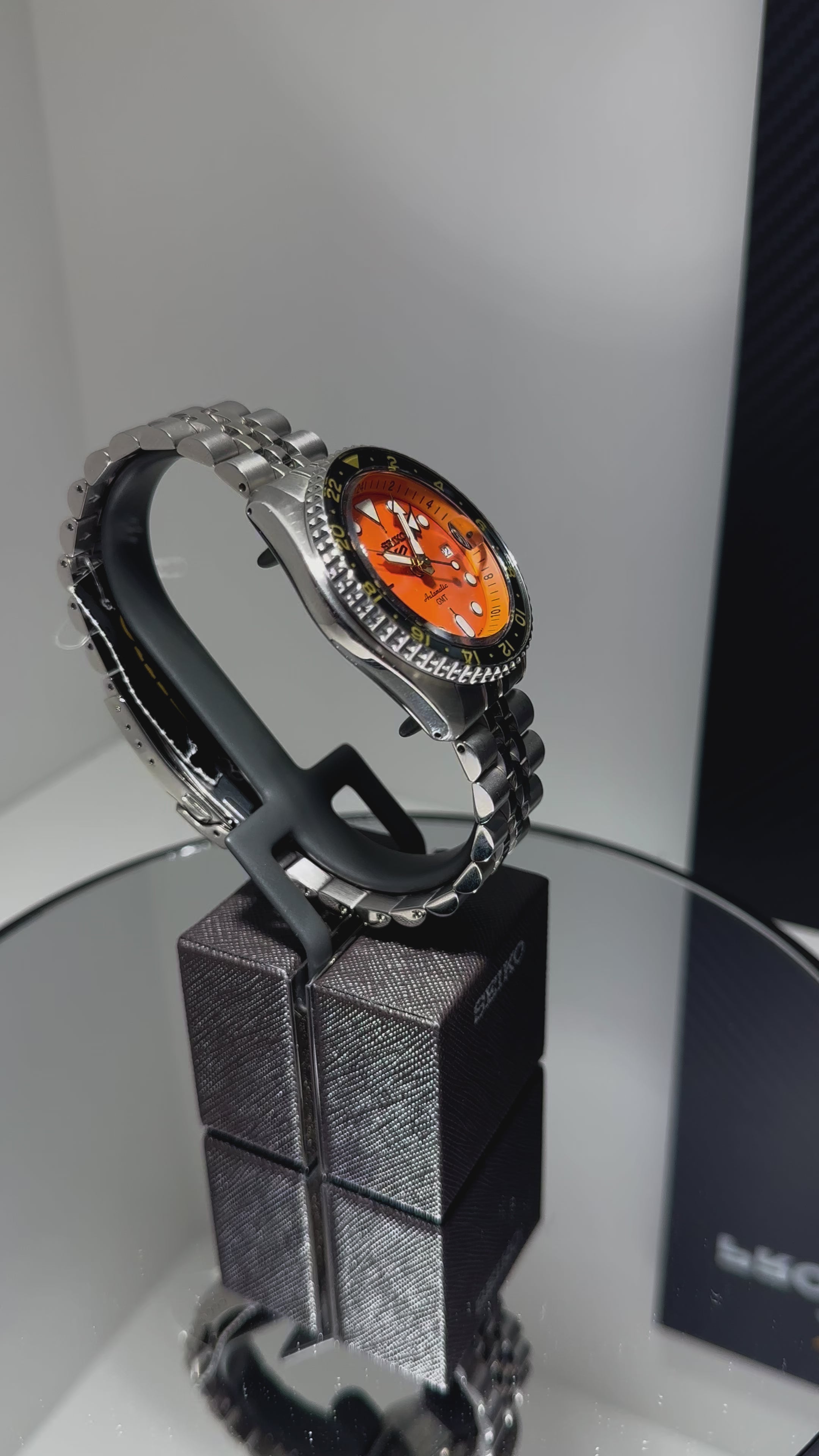 Seiko 5 Sport - Automatic ‘Mikan Orange’ GMT