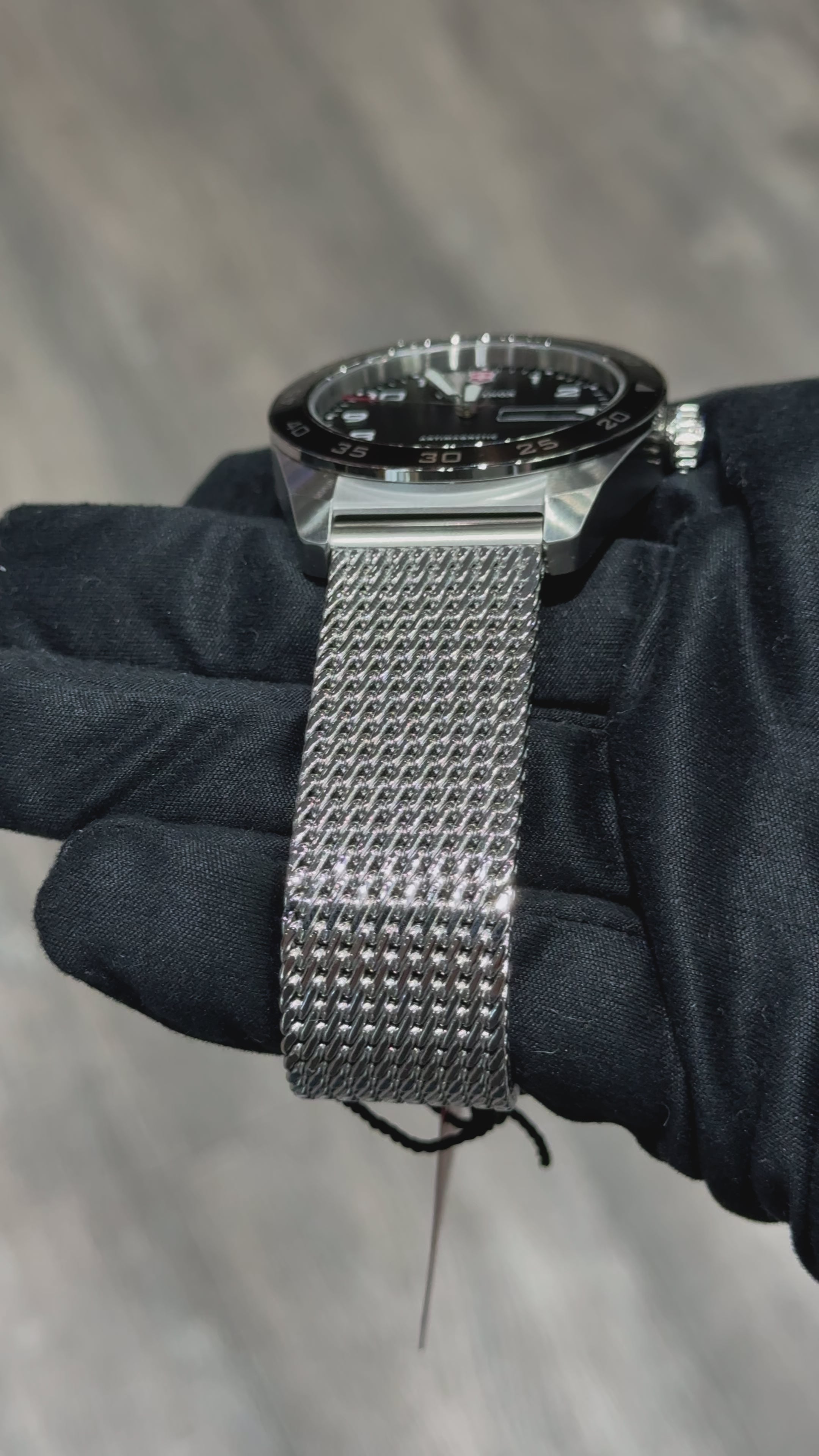 Swiss Army Heritage Day-Date 242043 | Victorinox