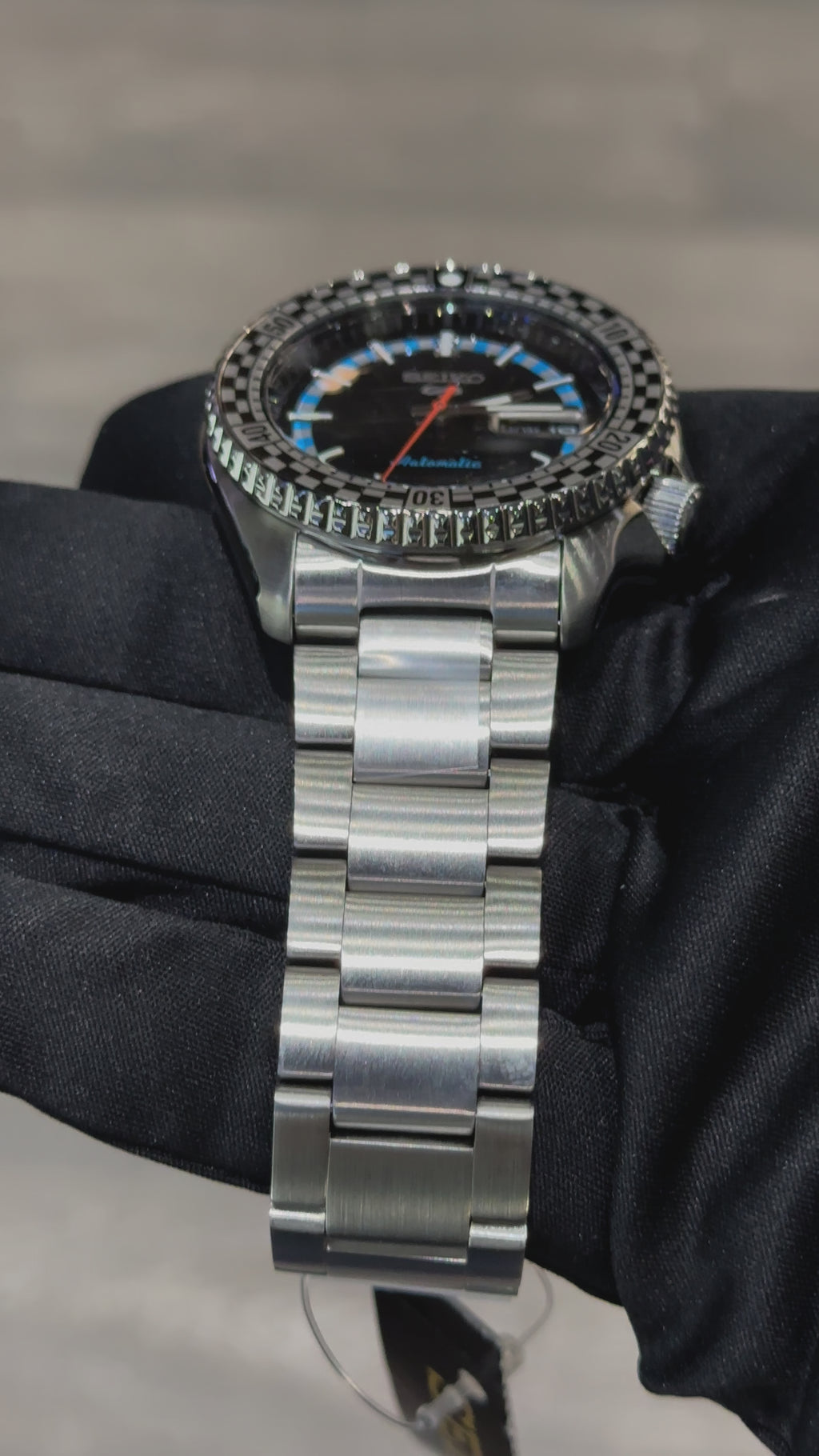 Seiko 5 Sport  Retro 1969 - Black & White ‘Checker Flag’