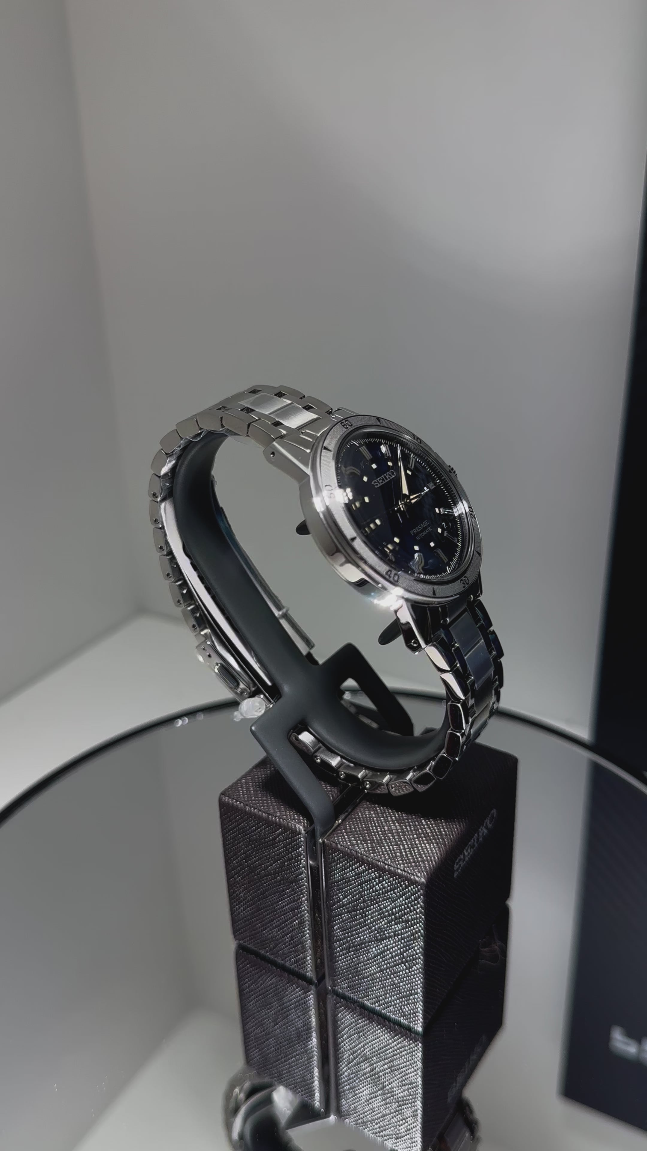 Seiko Presage Automatic - 'Elegant yet Rugged' Navy