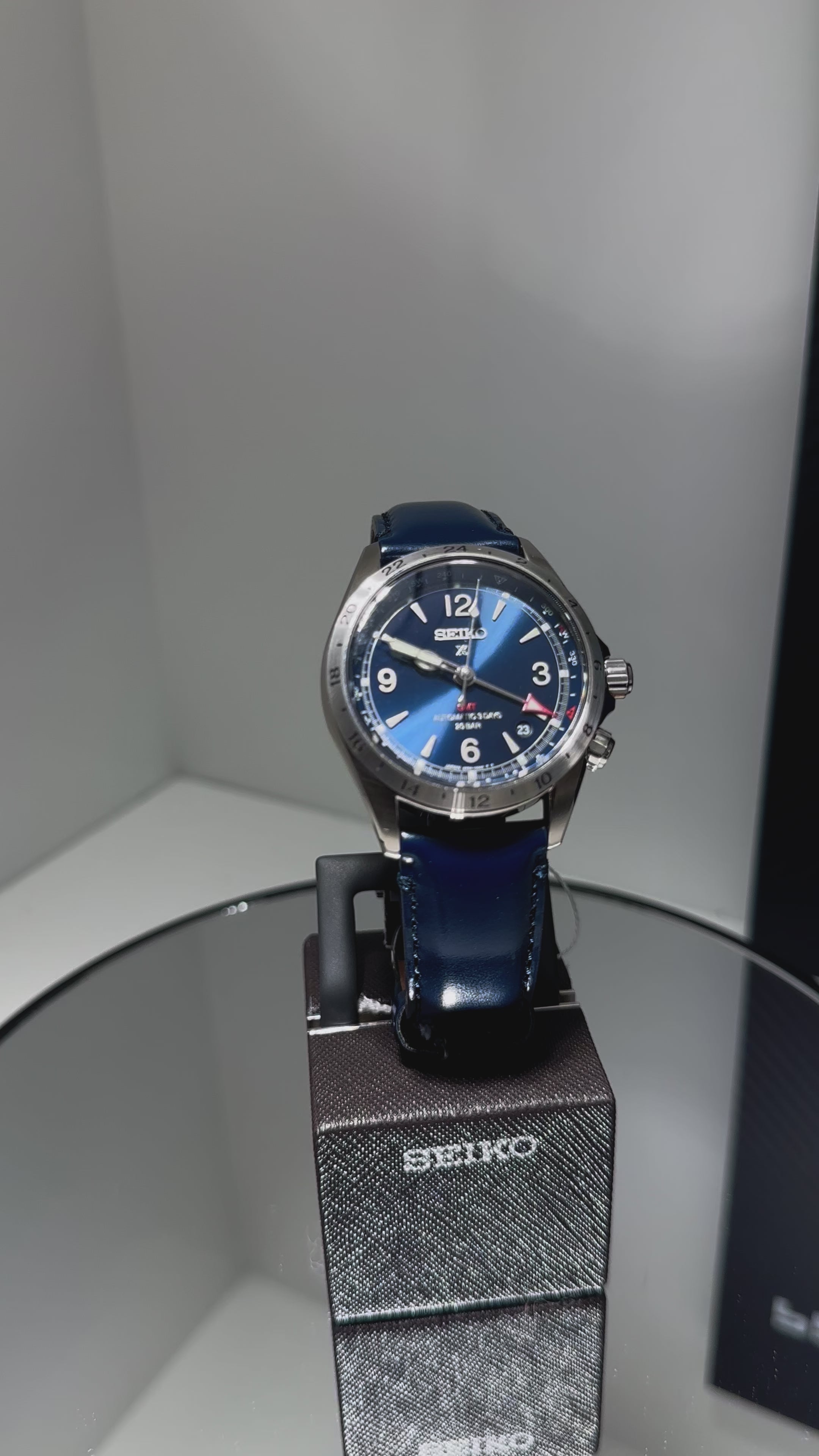 Seiko PROSPEX Alpinist GMT - Blue Dial