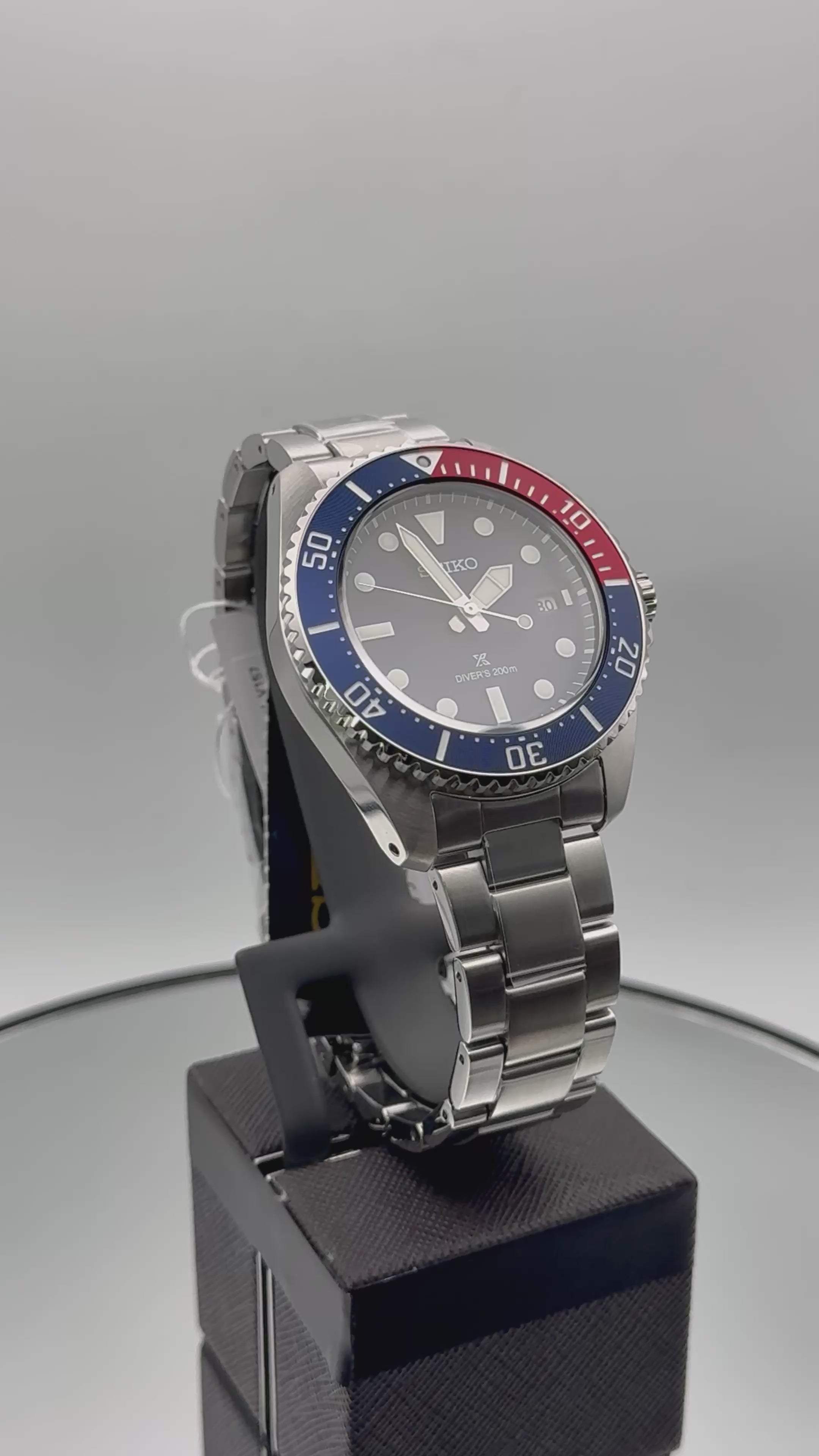 Seiko Prospex - Solar Dive Watch - 'Pepsi' bezel