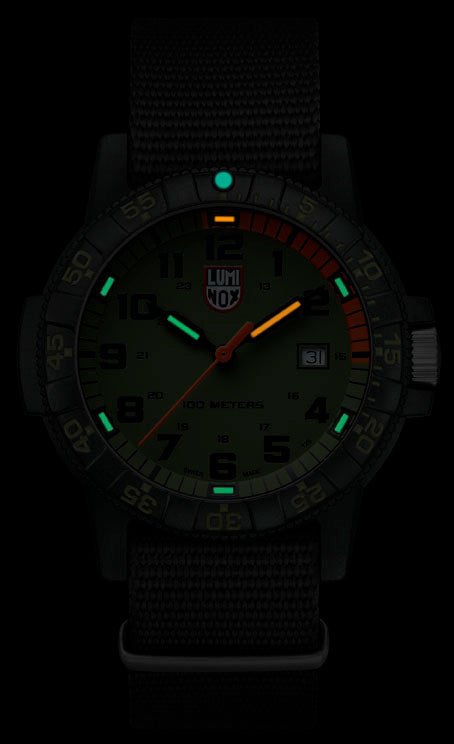 Luminox Navy Seal Watch - Giant Sea Turtle 0320 Series - 0337