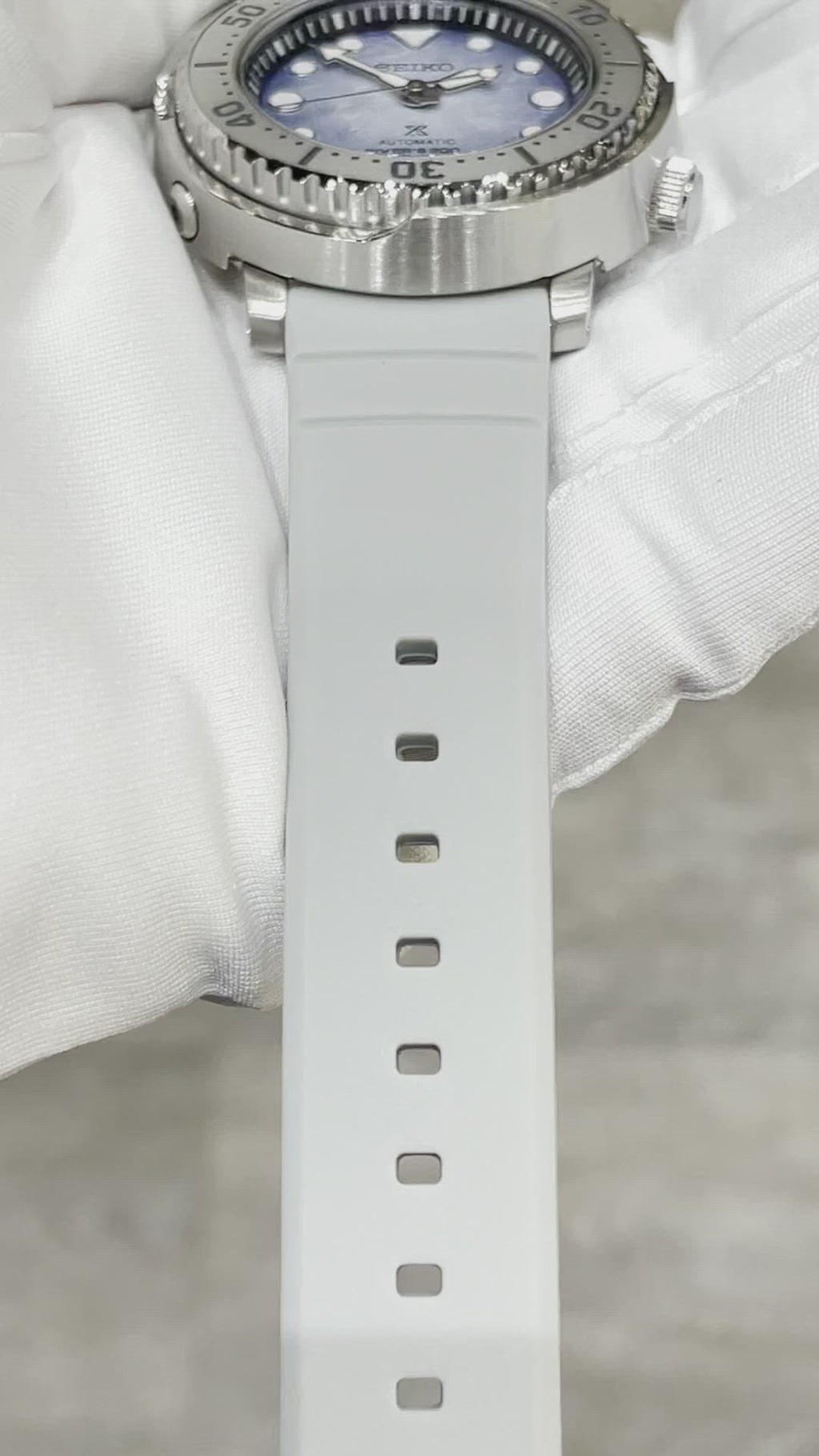 Seiko Prospex - Tuna Automatic - Arctic Edition