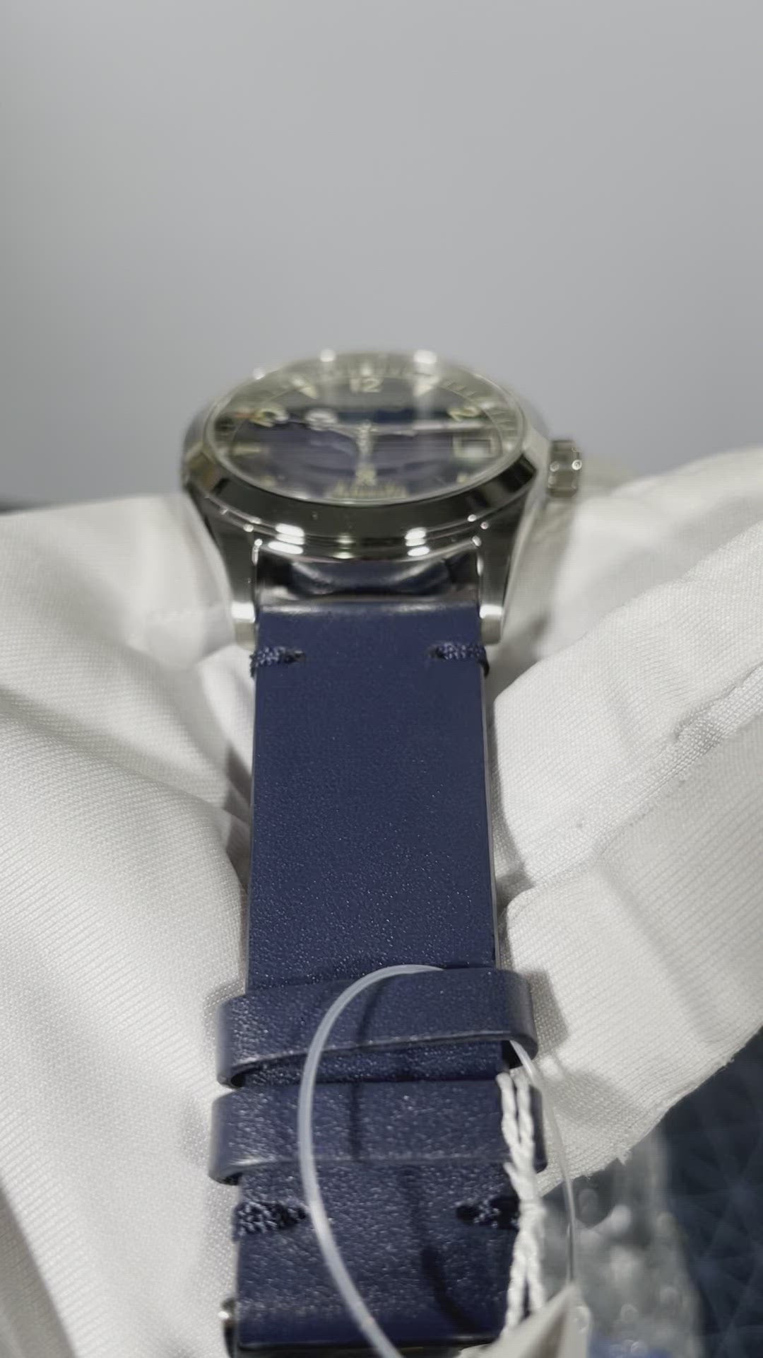 Seiko PROSPEX 38mm "Alpinist" - Blue Dial