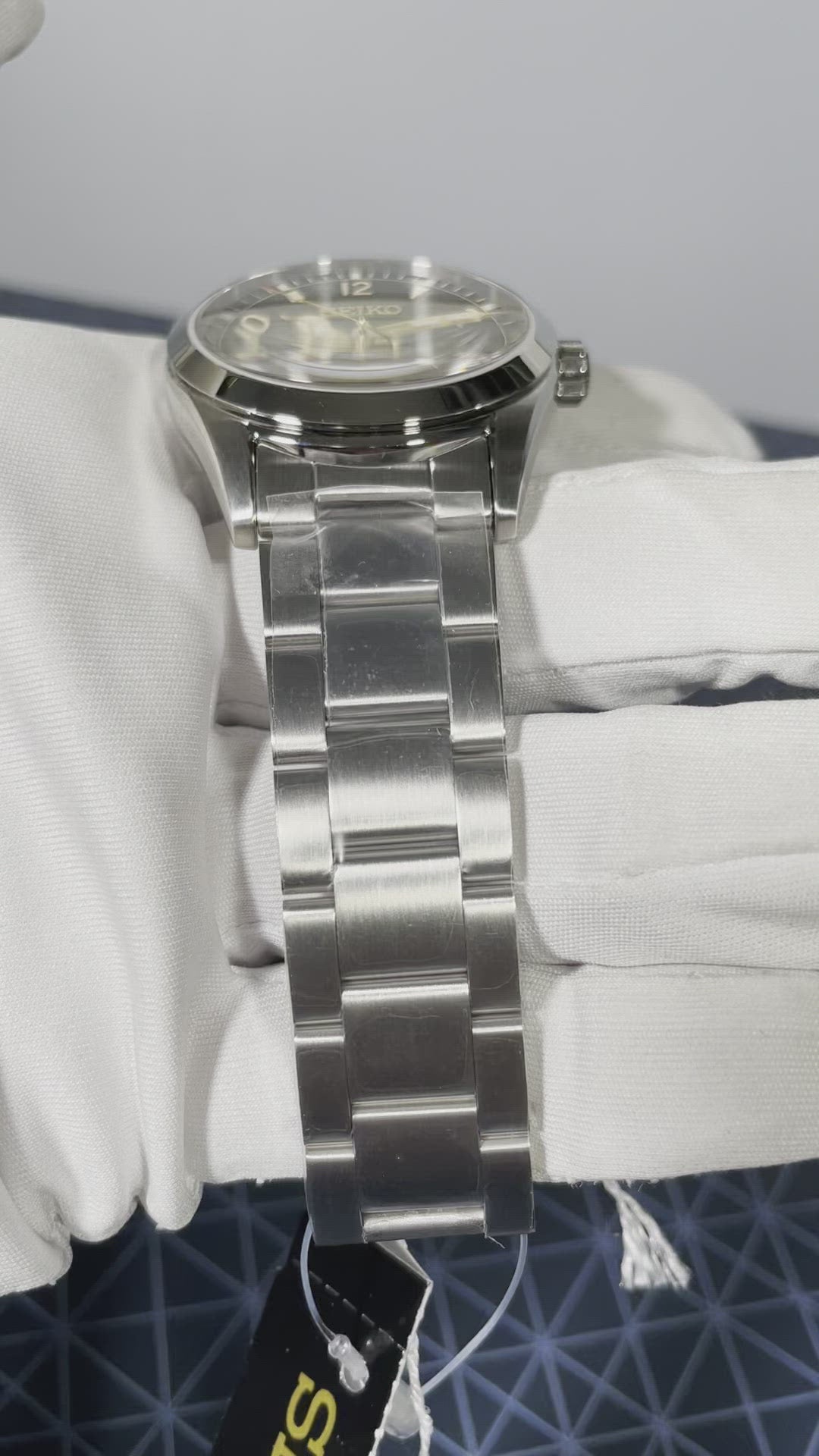 Seiko PROSPEX 38mm "Alpinist" - Green Dial