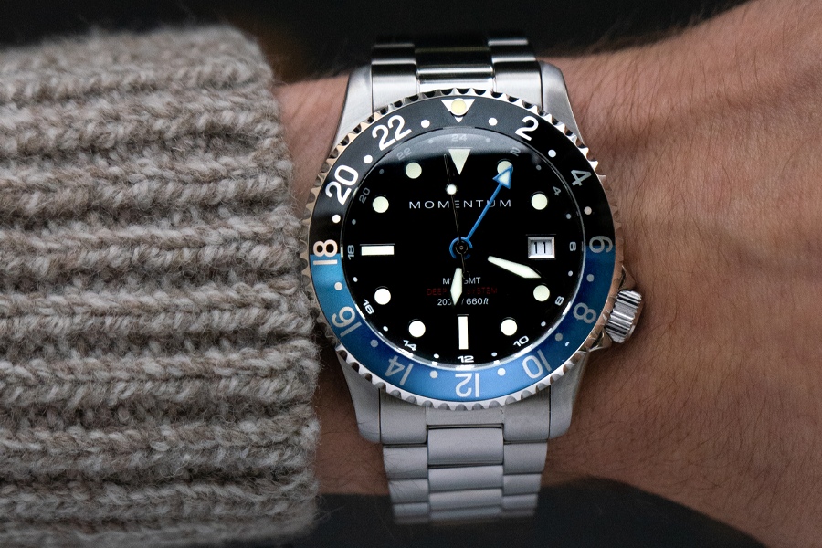 Momentum M20 GMT DSS - Batman Bezel