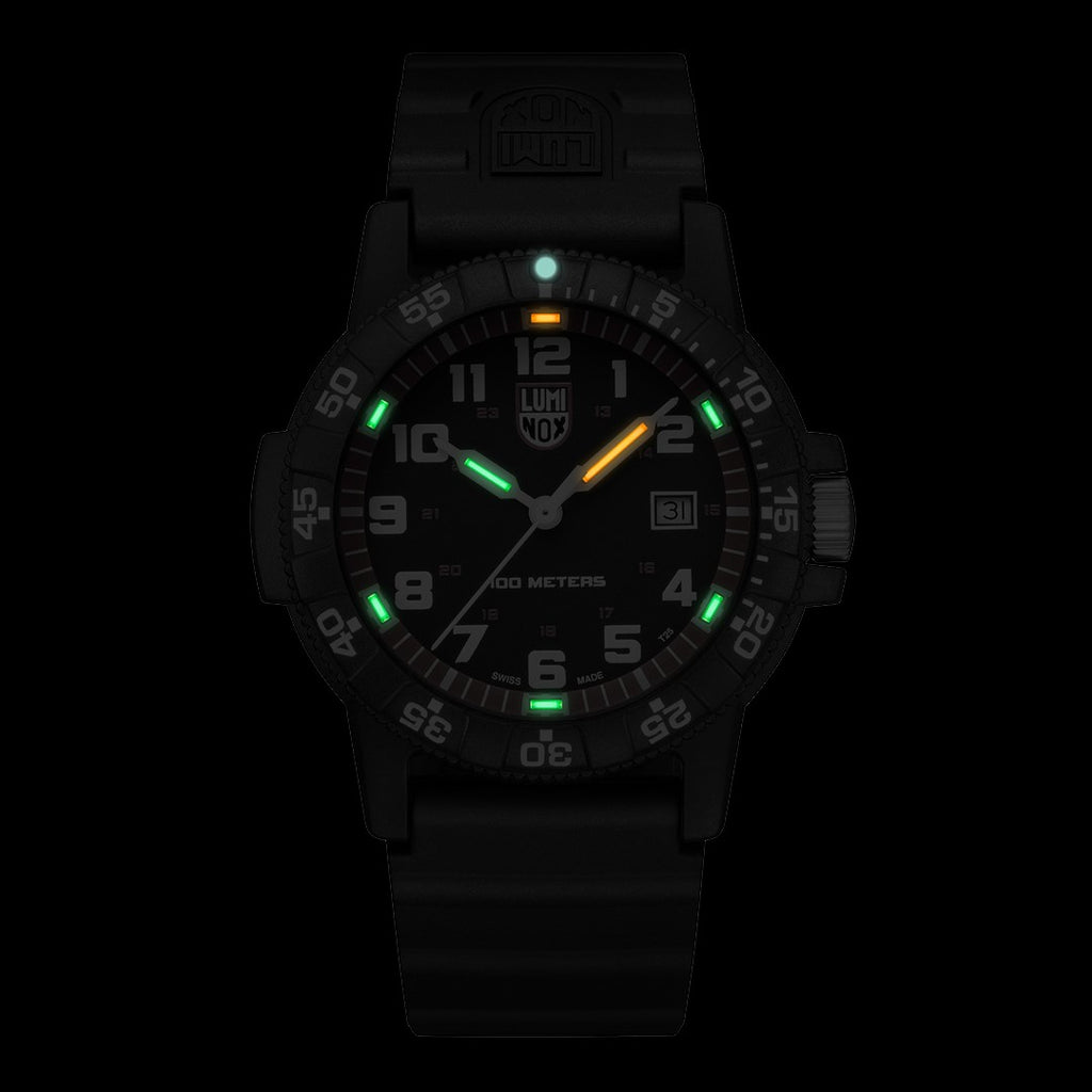 Luminox Navy Seal Watch - Giant Sea Turtle 0320 Series 0335
