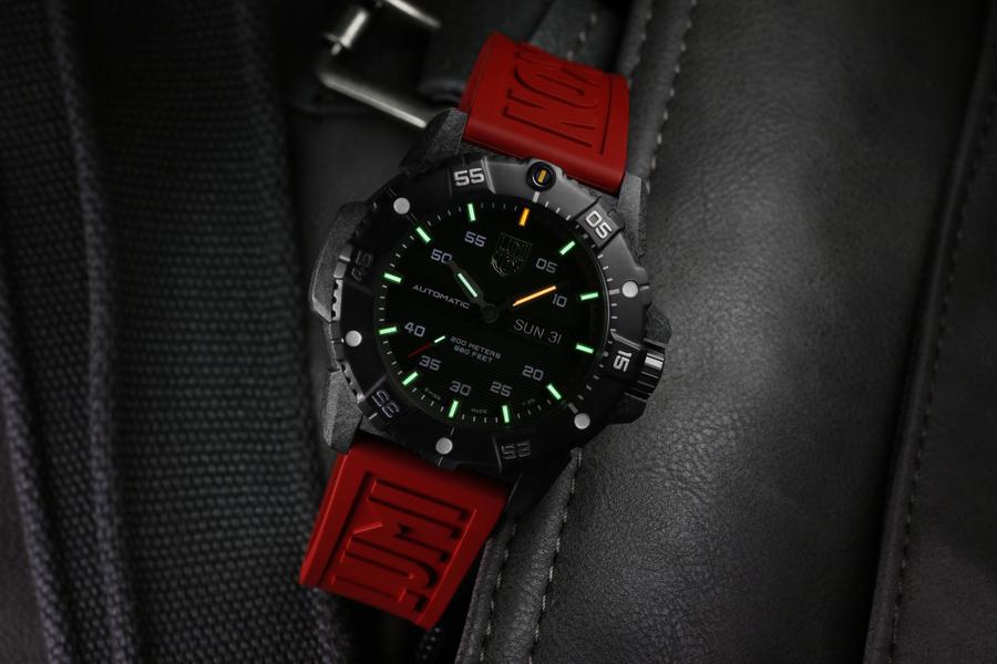 Luminox Navy Seal Watch - Master Carbon Automatic 3875